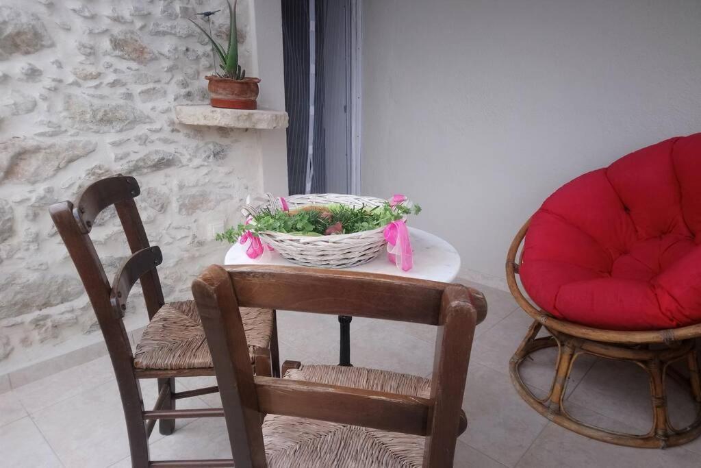 Eirini'S Traditional House Lístaros Zewnętrze zdjęcie